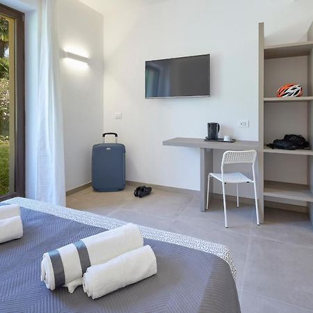 Agriturismo De Bas Riva del Garda Ngoại thất bức ảnh