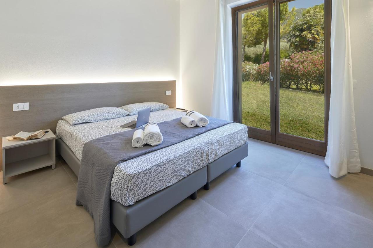 Agriturismo De Bas Riva del Garda Ngoại thất bức ảnh