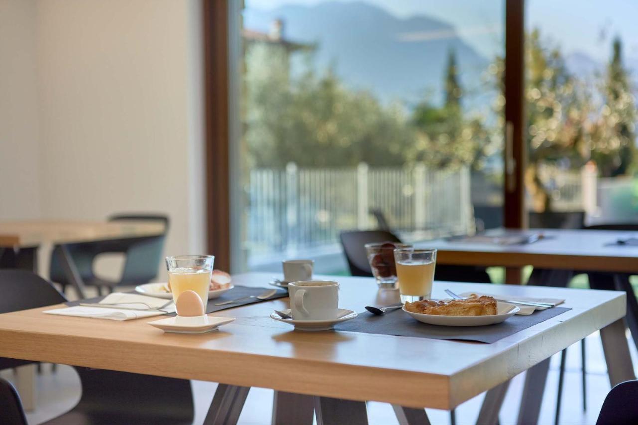 Agriturismo De Bas Riva del Garda Ngoại thất bức ảnh