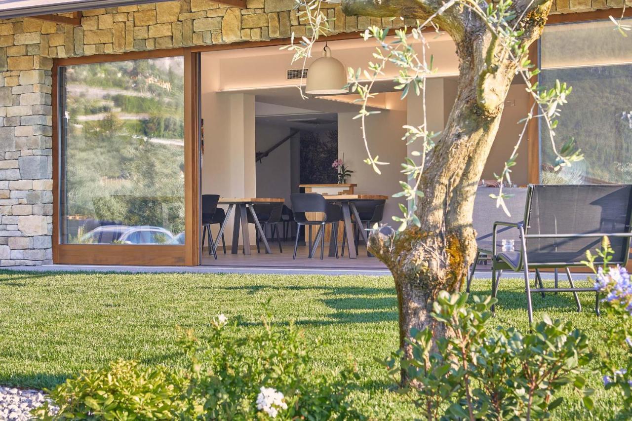 Agriturismo De Bas Riva del Garda Ngoại thất bức ảnh